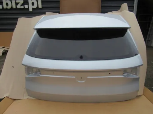 Заднее стекло задней двери vw id4 lc7a в цвете без покраски новое